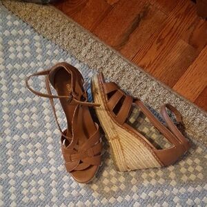 Old Navy Tan Wedge Sandals
